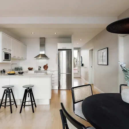 Tossa - 2 Bedroom And Terrace In Eixample Esquerra アパート バルセロナ