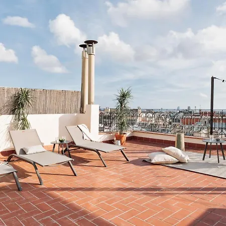 Tossa - 2 Bedroom And Terrace In Eixample Esquerra