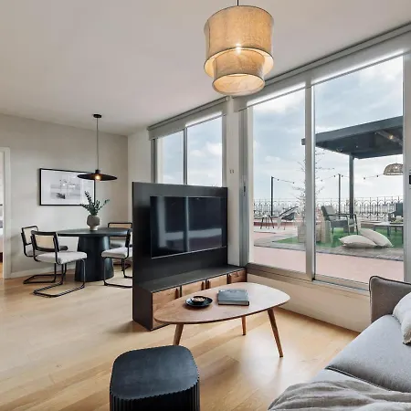 Tossa - 2 Bedroom And Terrace In Eixample Esquerra Lägenhet