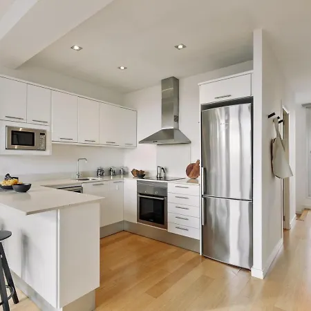Tossa - 2 Bedroom And Terrace In Eixample Esquerra アパート