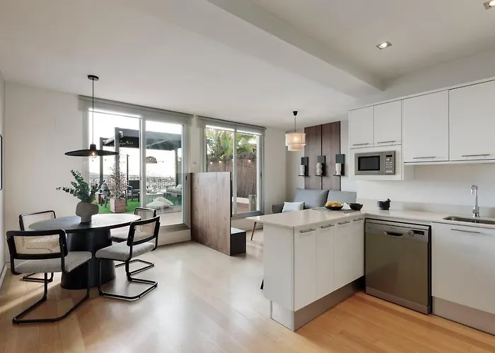 Tossa - 2 Bedroom And Terrace In Eixample Esquerra Lejlighed
